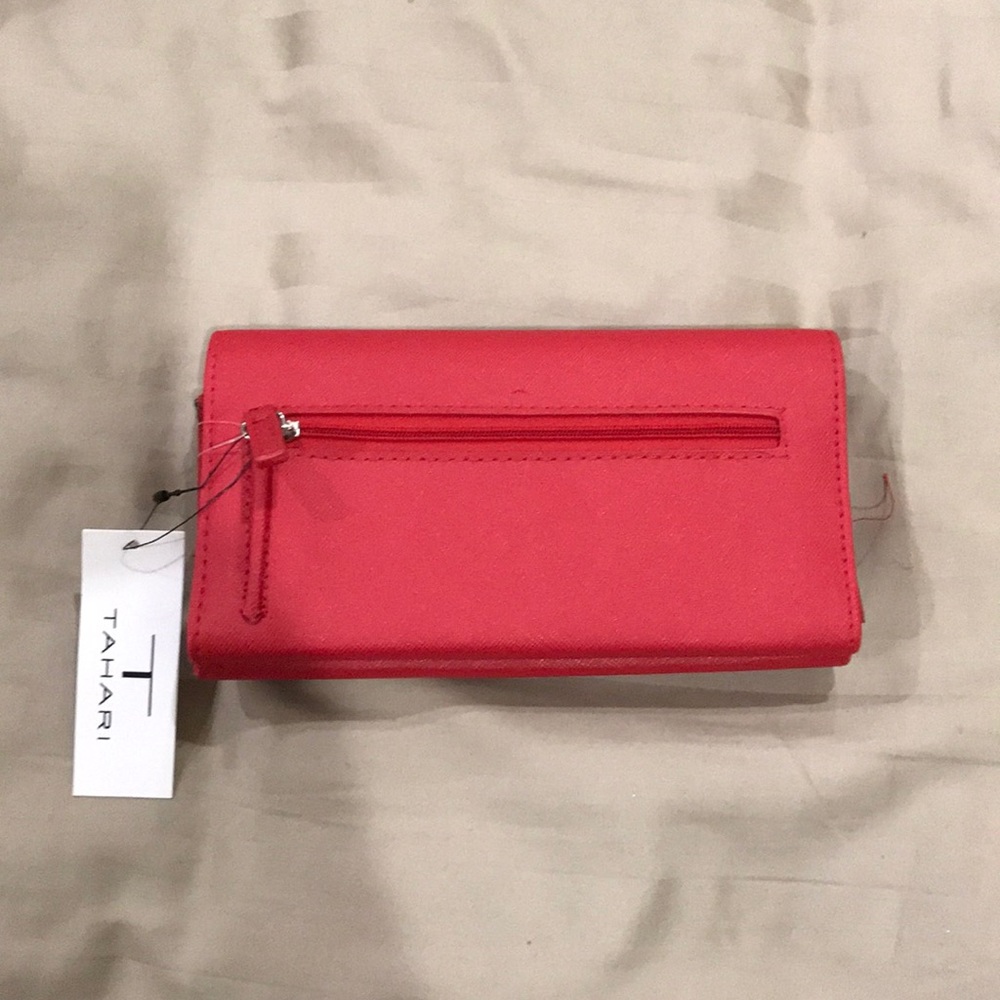 Red Wallet by TTahari - Picture 4 of 4